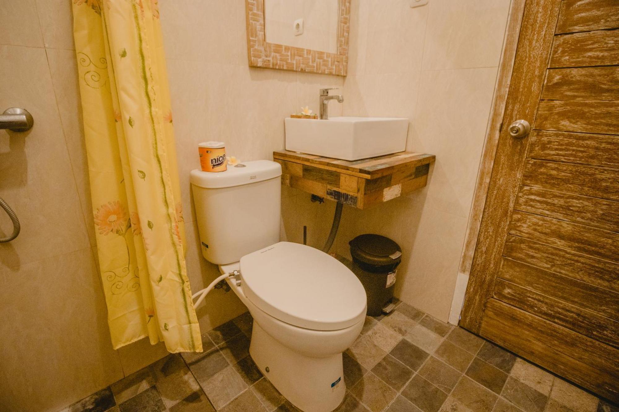 Samblung Mas House Apartment Денпасар Екстериор снимка